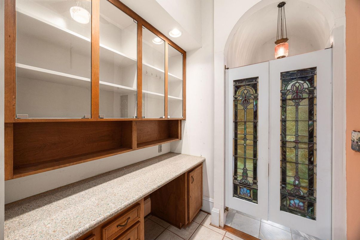 Interior, Recessed Lighting