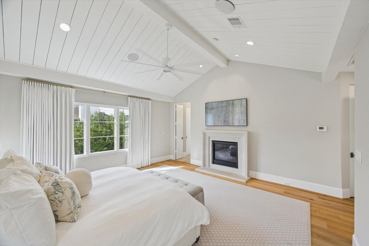 Bedroom, Fireplace, Interior, Recessed Lighting, Wood Texture Flooring