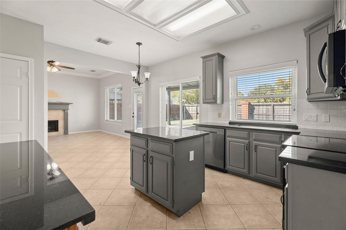 Chandelier, Fireplace, Interior, Kitchen, Pendant Lights