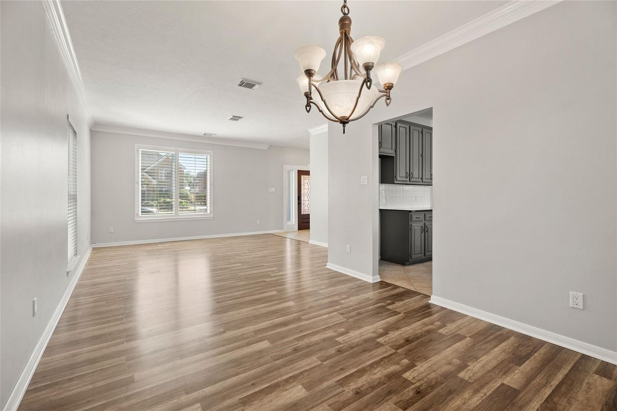Chandelier, Empty room, Interior, Wood Texture Flooring