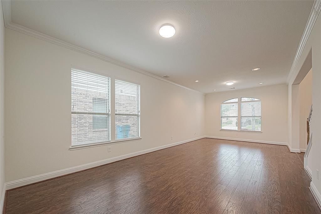 Empty room, Interior, Recessed Lighting, Wood Texture Flooring