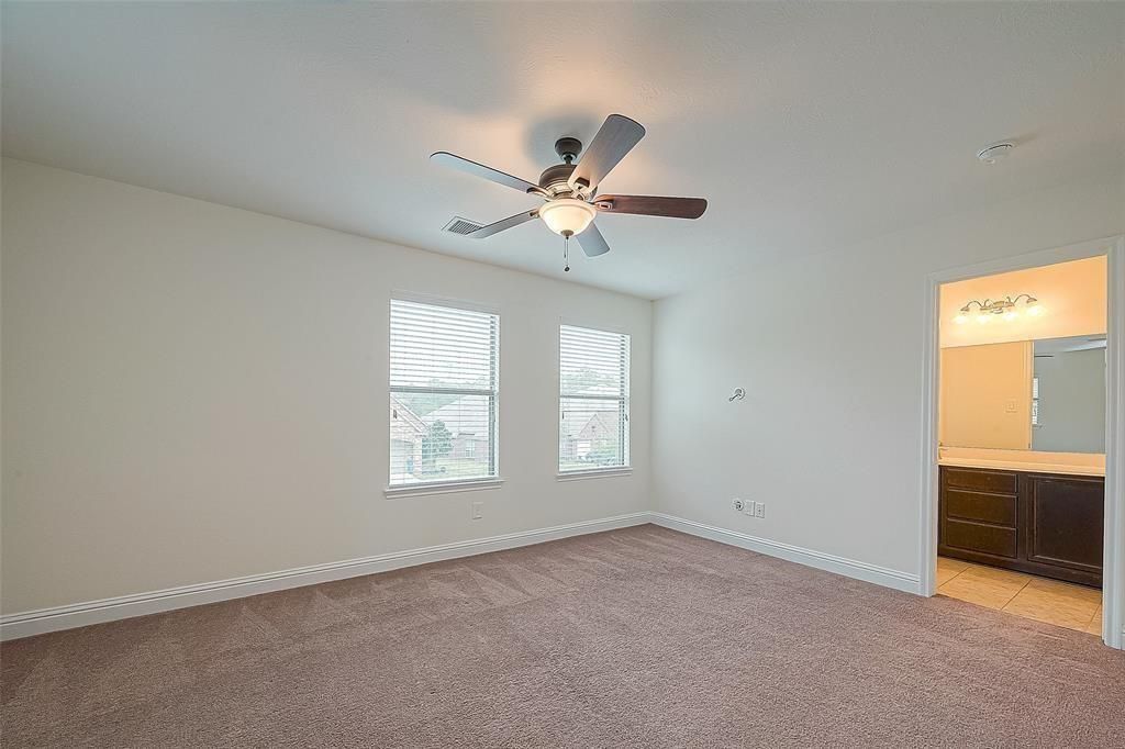 Bathroom, Empty room, Interior