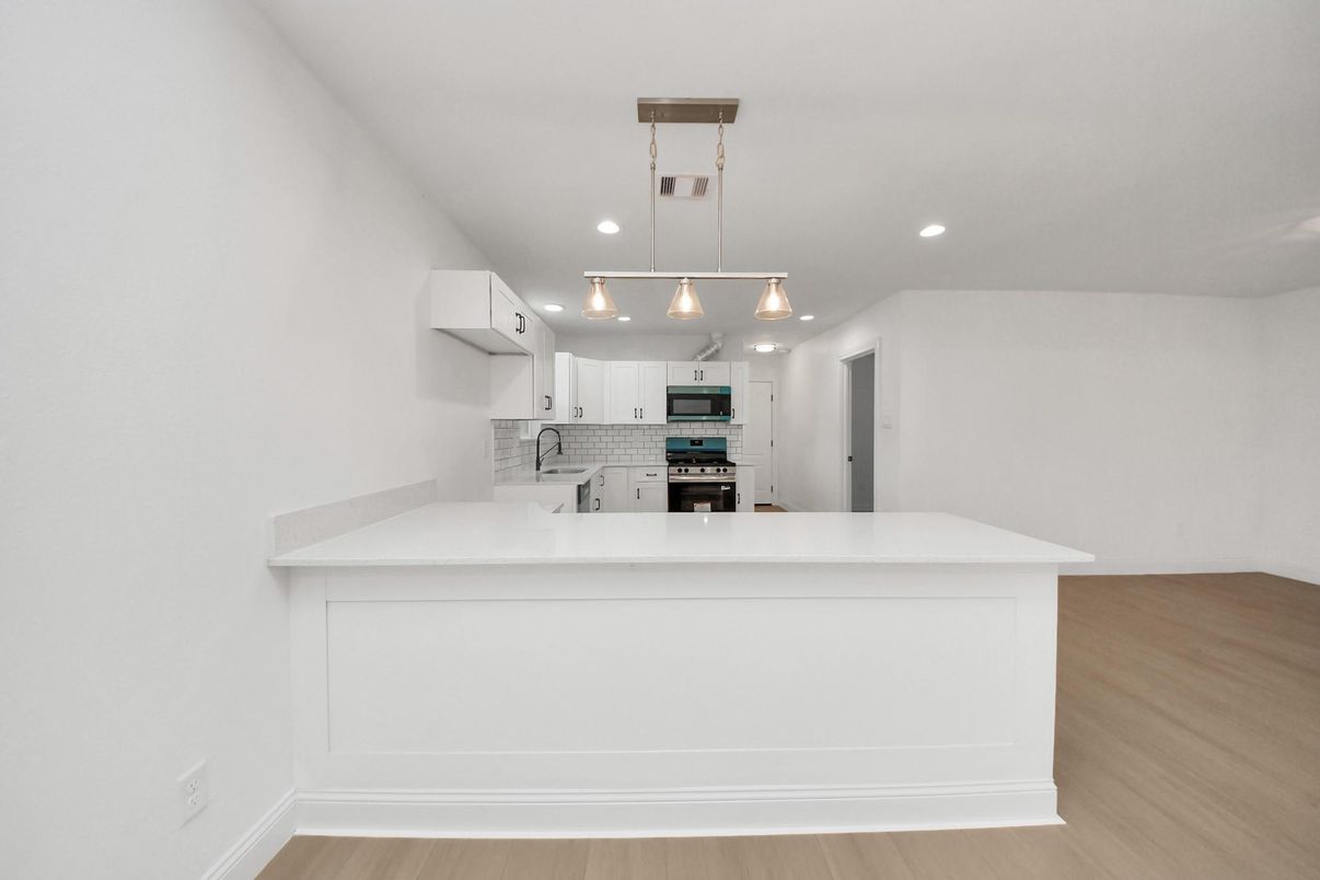 Interior, Kitchen, Pendant Lights, Recessed Lighting, Wood Texture Flooring