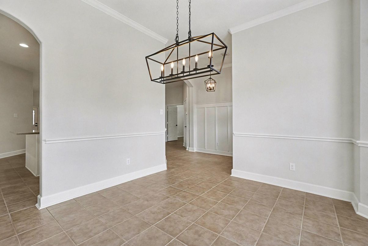 Chandelier, Empty room, Interior, Pendant Lights, Recessed Lighting