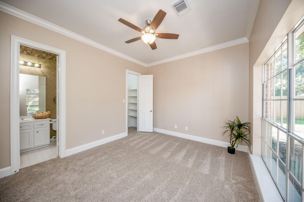 Bathroom, Empty room, Interior