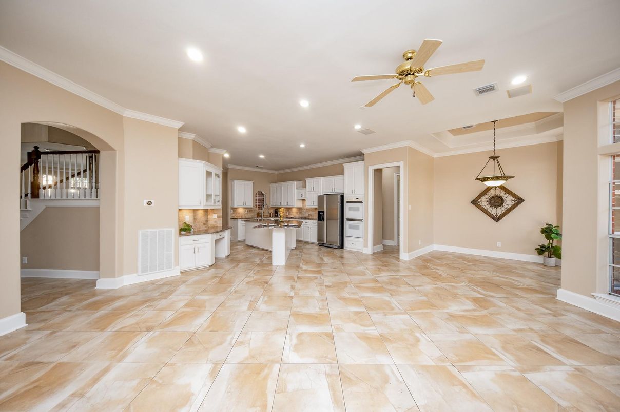Interior, Kitchen, Pendant Lights, Recessed Lighting