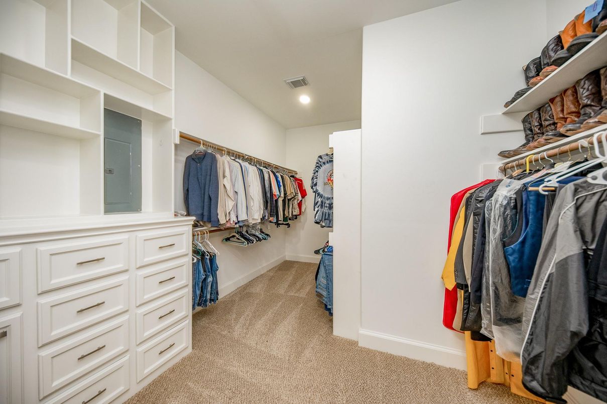Interior, Recessed Lighting, Walk-in Closets