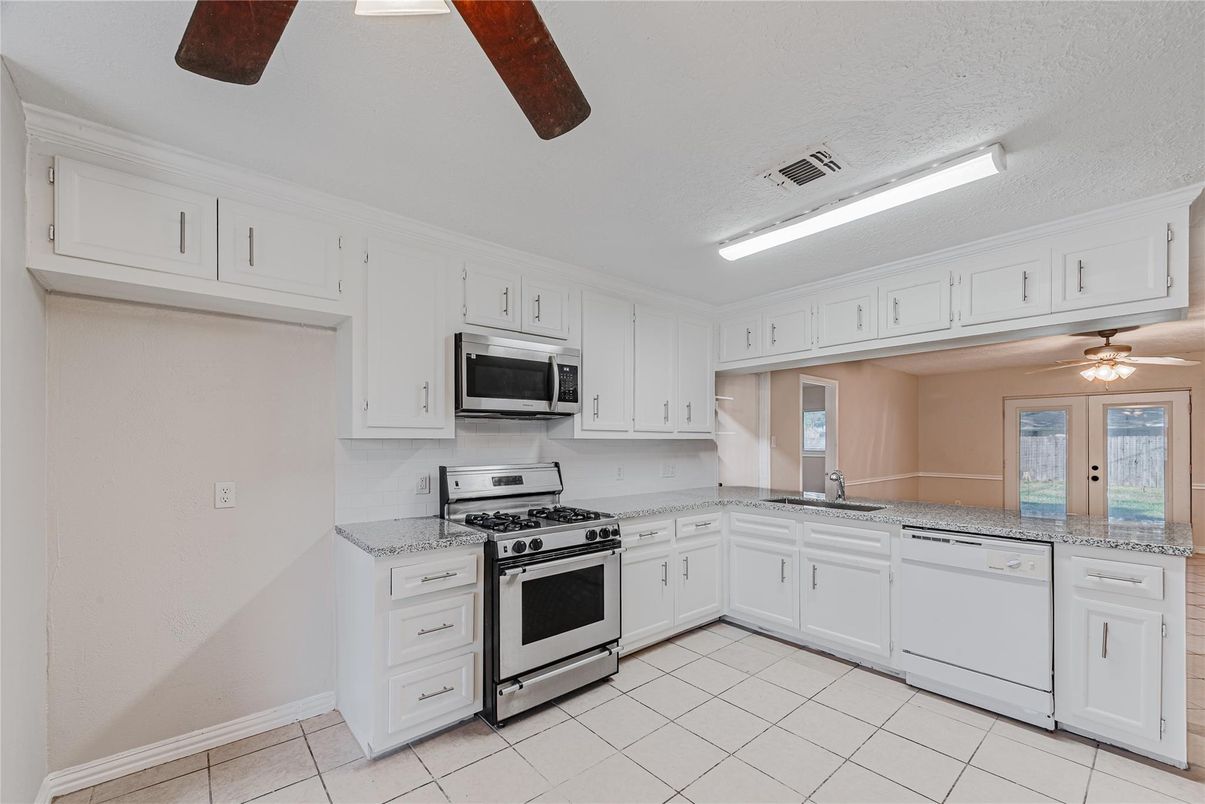Interior, Kitchen, Stainless Steel Appliances