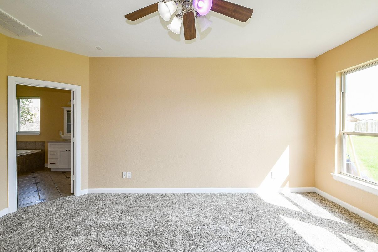Bathroom, Empty room, Interior