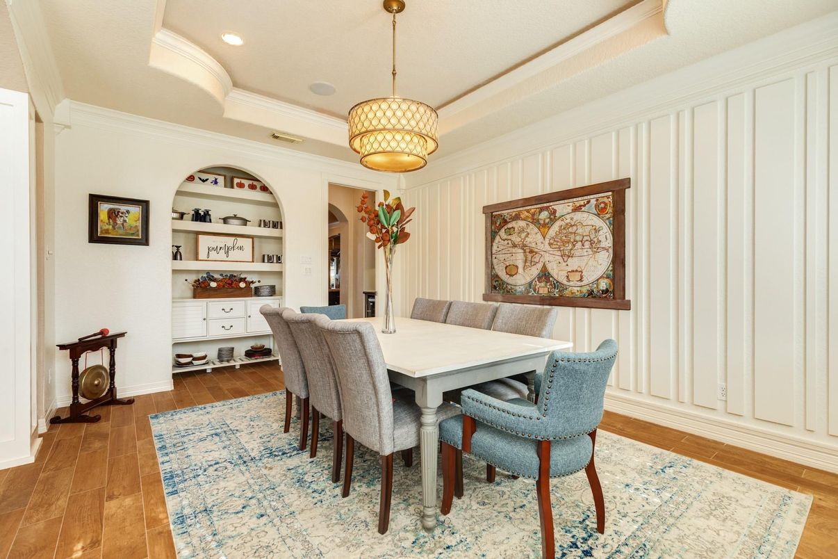 Dining room, Interior, Pendant Lights, Recessed Lighting, Wood Texture Flooring