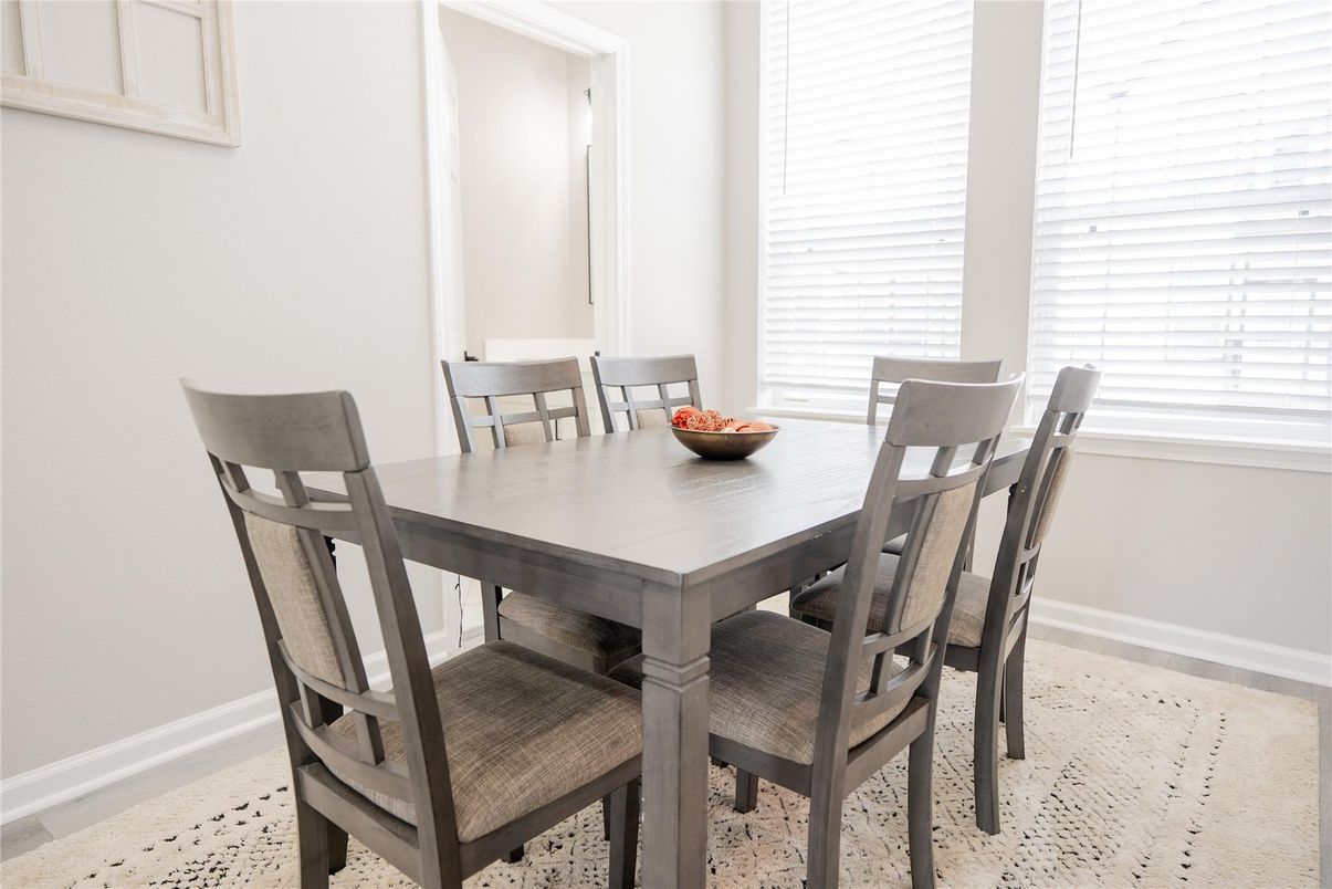 Dining room, Interior