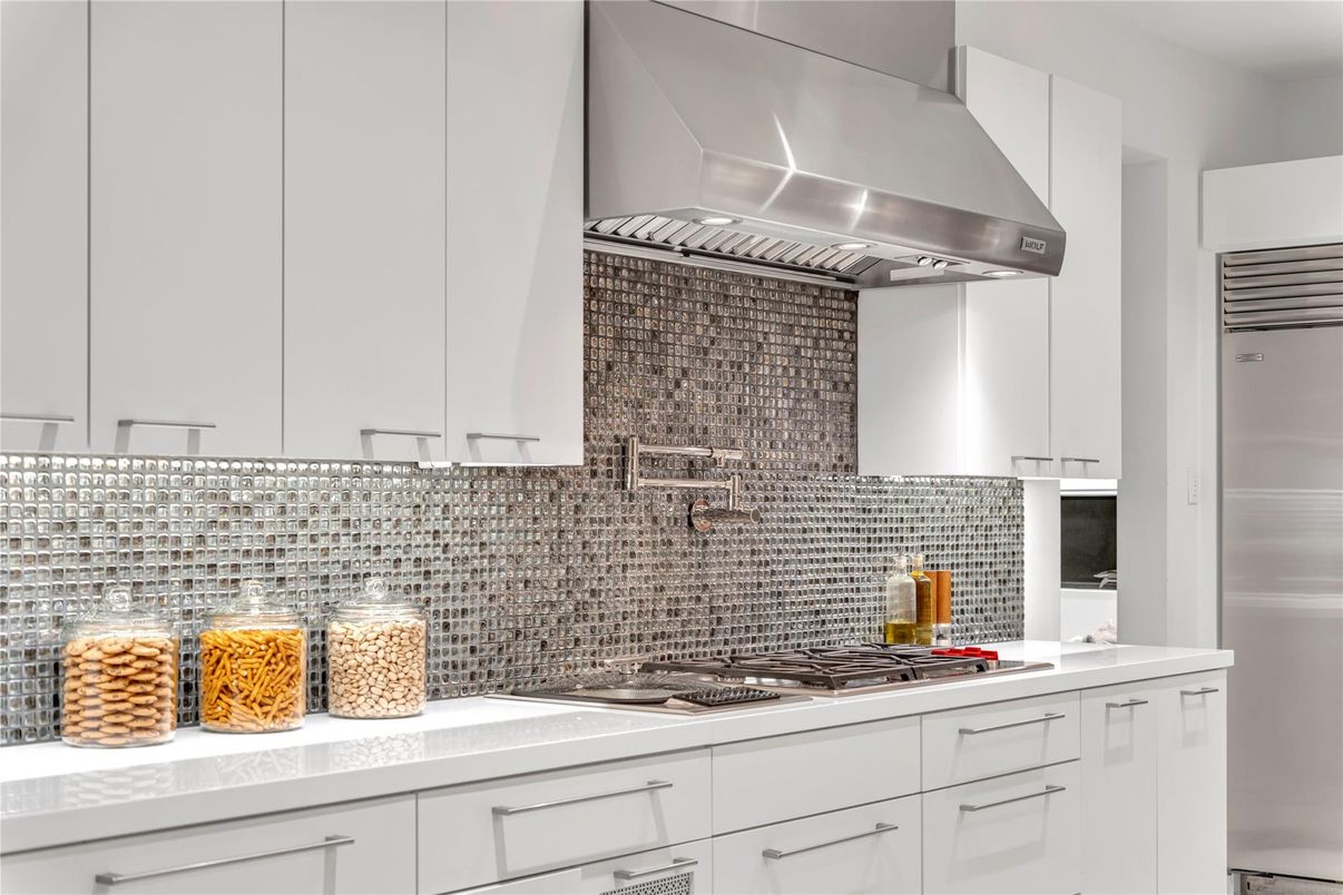 Interior, Kitchen, Stainless Steel Appliances