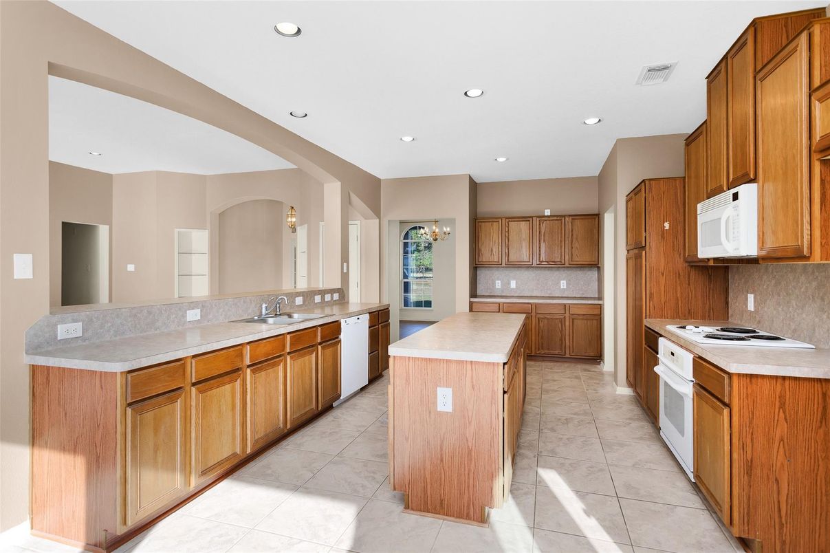 Interior, Kitchen, Recessed Lighting