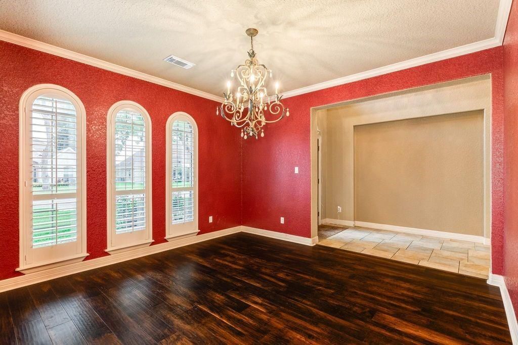 Chandelier, Empty room, Interior, Wood Texture Flooring