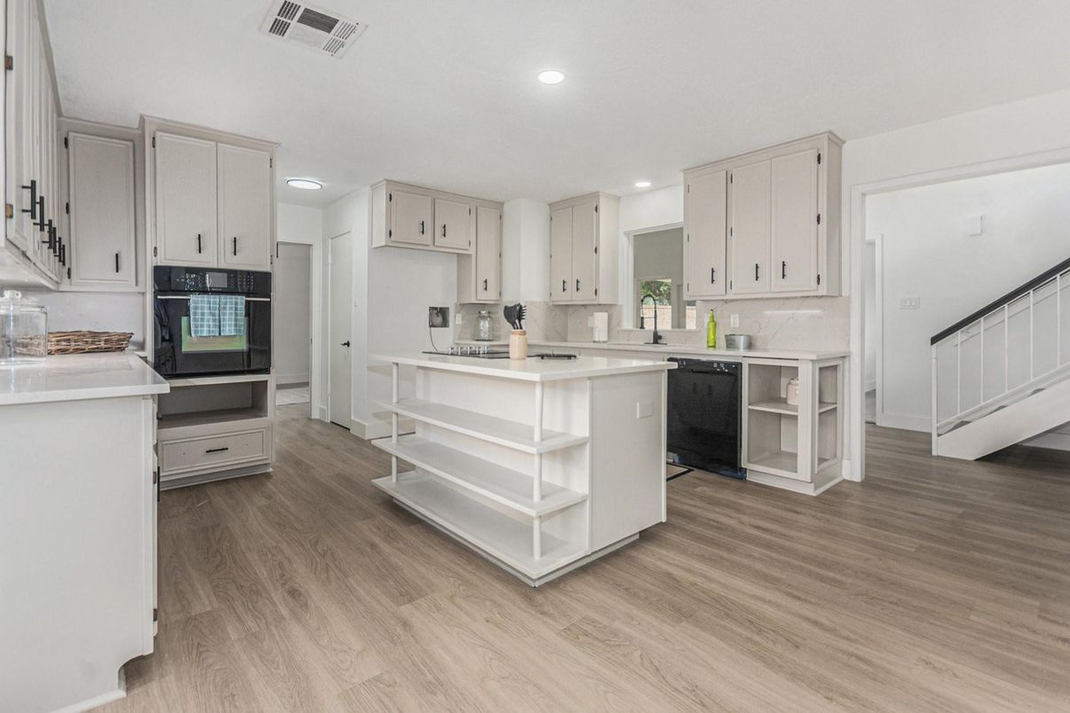 Interior, Kitchen, Recessed Lighting, Wood Texture Flooring