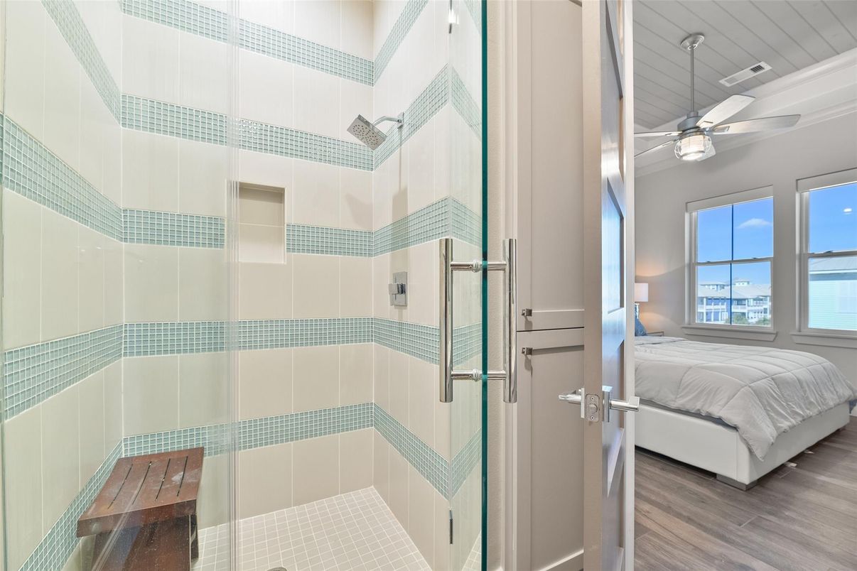 Bathroom, Bedroom, Interior, Water, Wood Texture Flooring