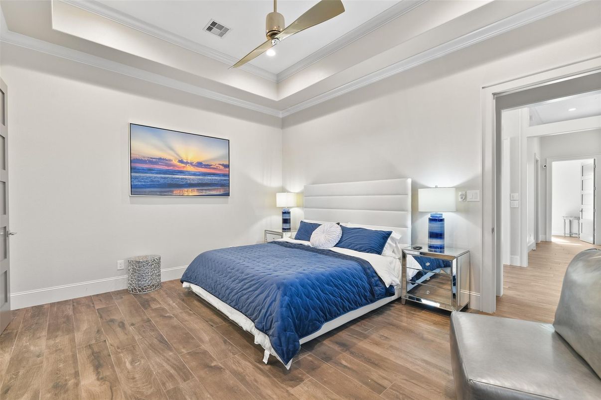 Bedroom, Interior, Recessed Lighting, Wood Texture Flooring