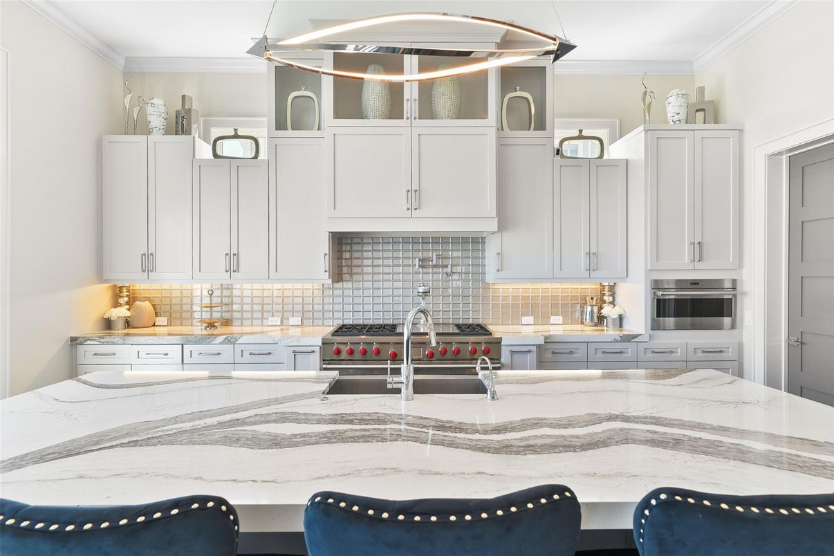 Interior, Kitchen, Stainless Steel Appliances