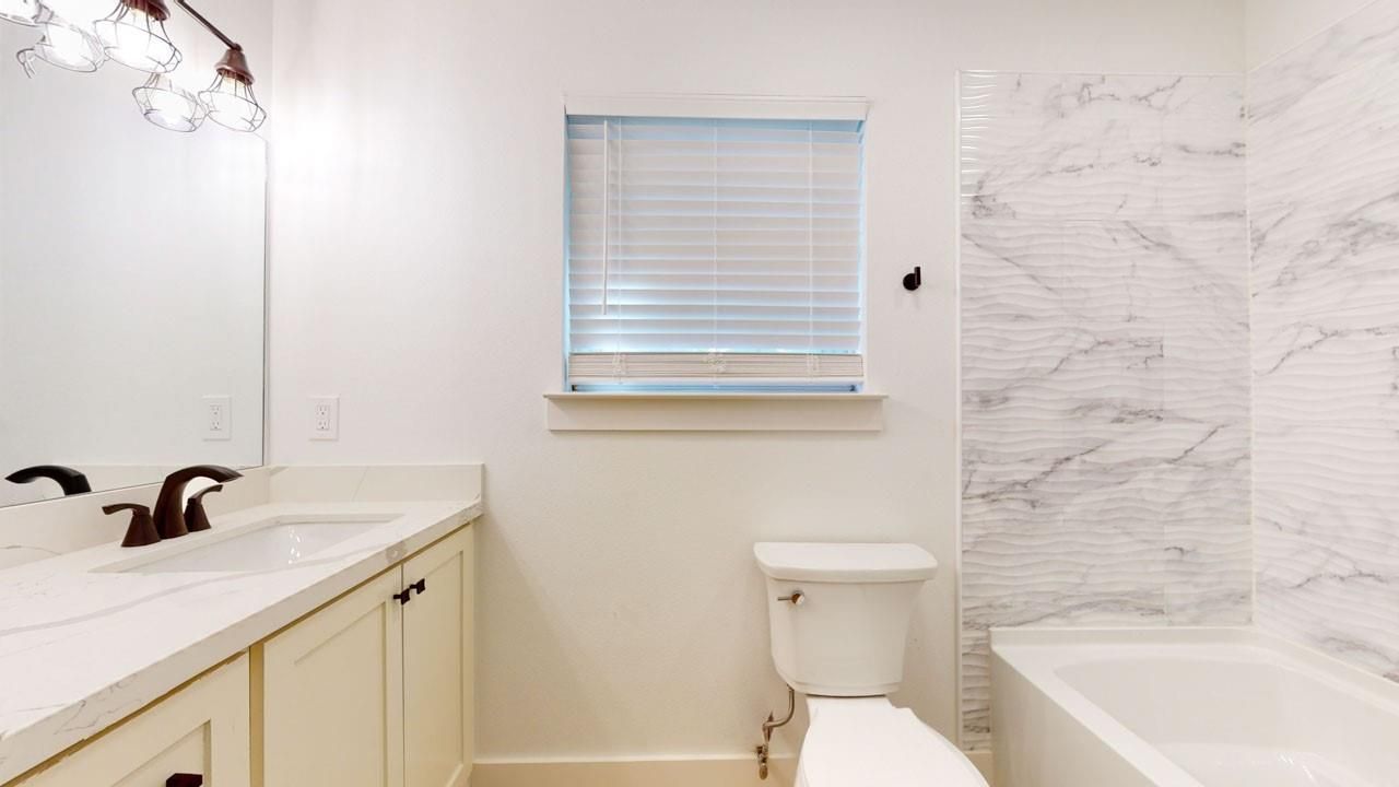 Bathroom, Interior, Marble Walls