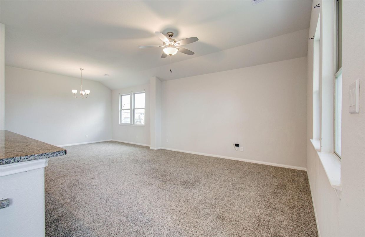 Empty room, Interior, Pendant Lights