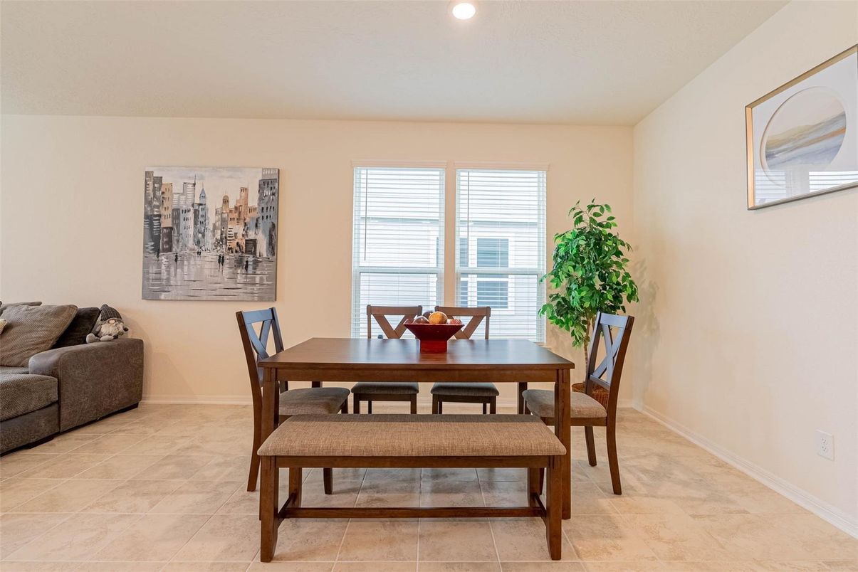 Dining room, Interior, Recessed Lighting