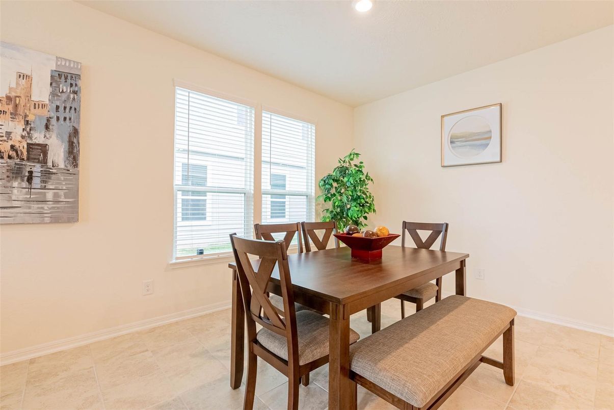 Dining room, Interior, Recessed Lighting