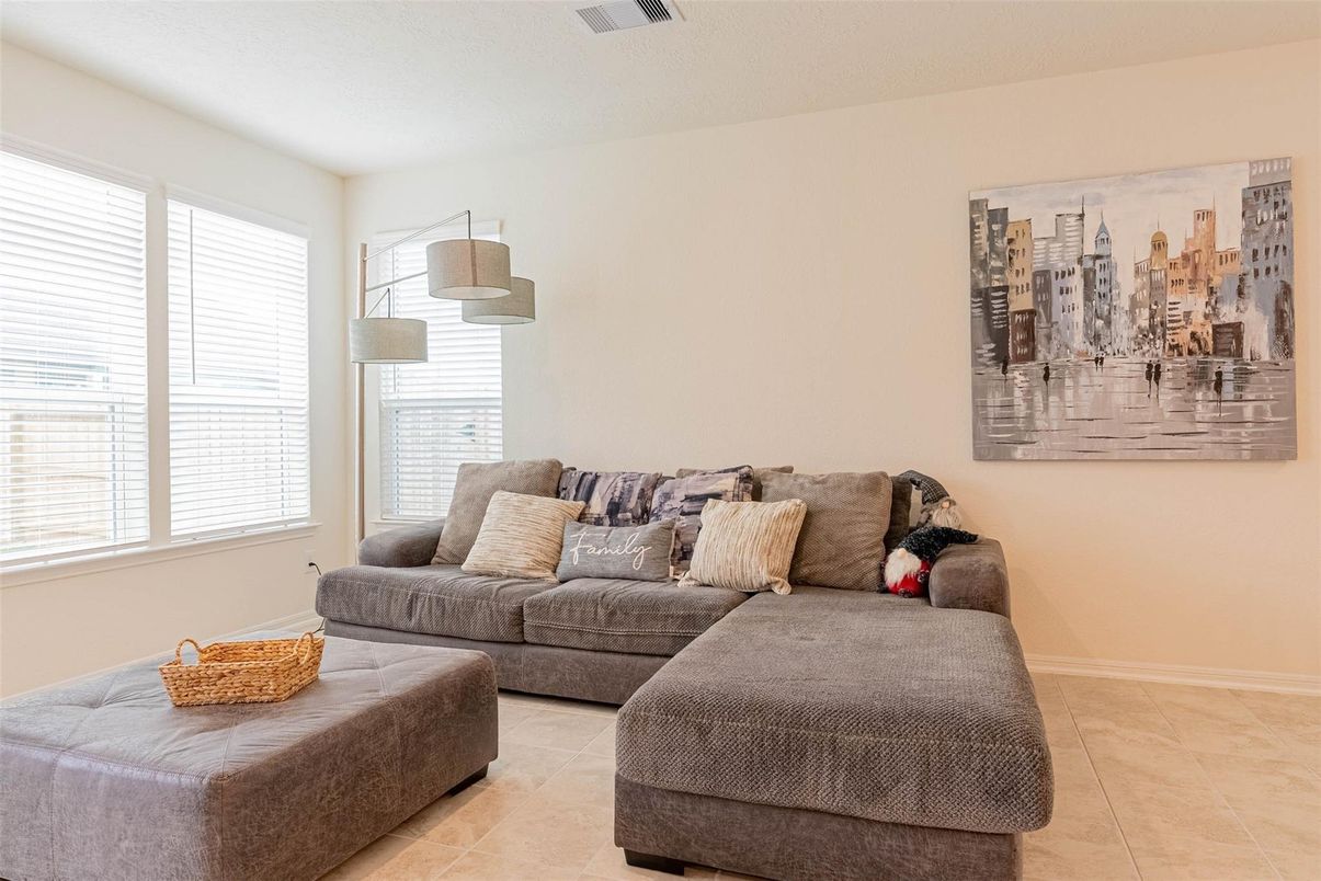 Interior, Living room, Pendant Lights