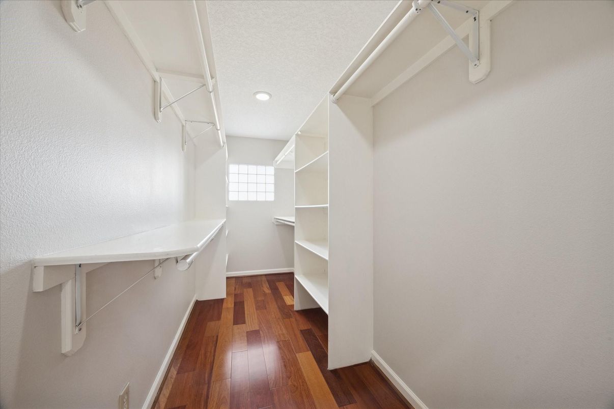 Interior, Recessed Lighting, Walk-in Closets, Wood Texture Flooring
