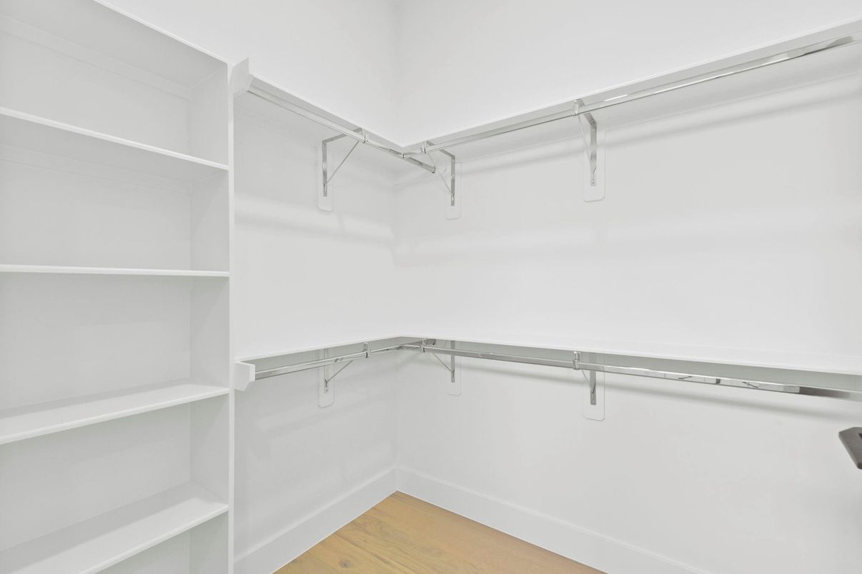 Interior, Walk-in Closets, Wood Texture Flooring