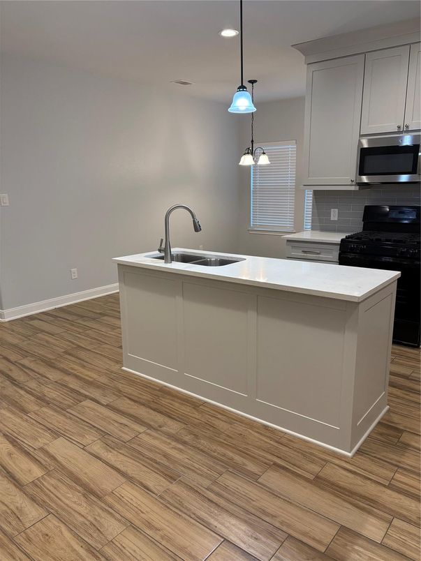 Interior, Kitchen, Pendant Lights, Recessed Lighting, Wood Texture Flooring