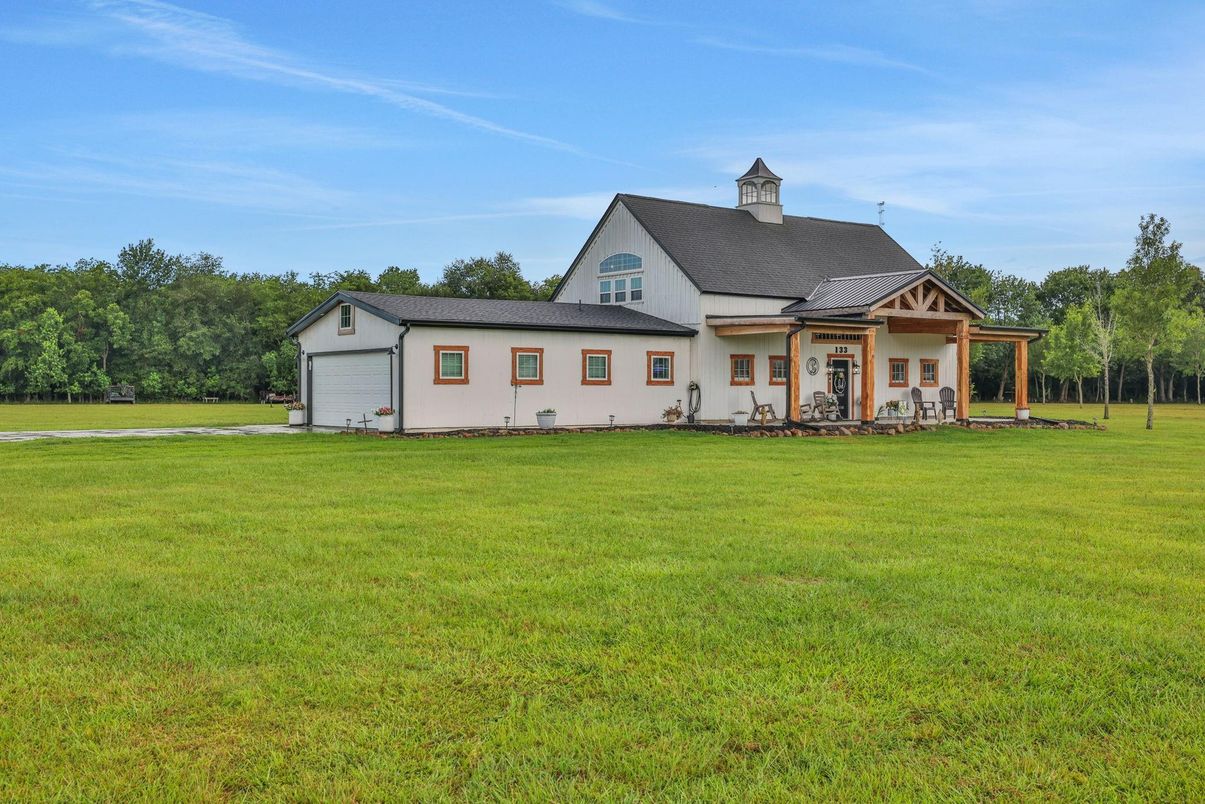 Backyard, Detached Garage, Exterior, Solar Panels