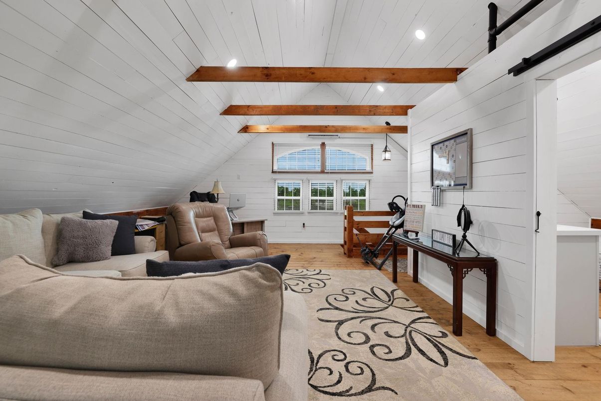 Interior, Living room, Recessed Lighting, Wooden Beams, Wood Texture Flooring