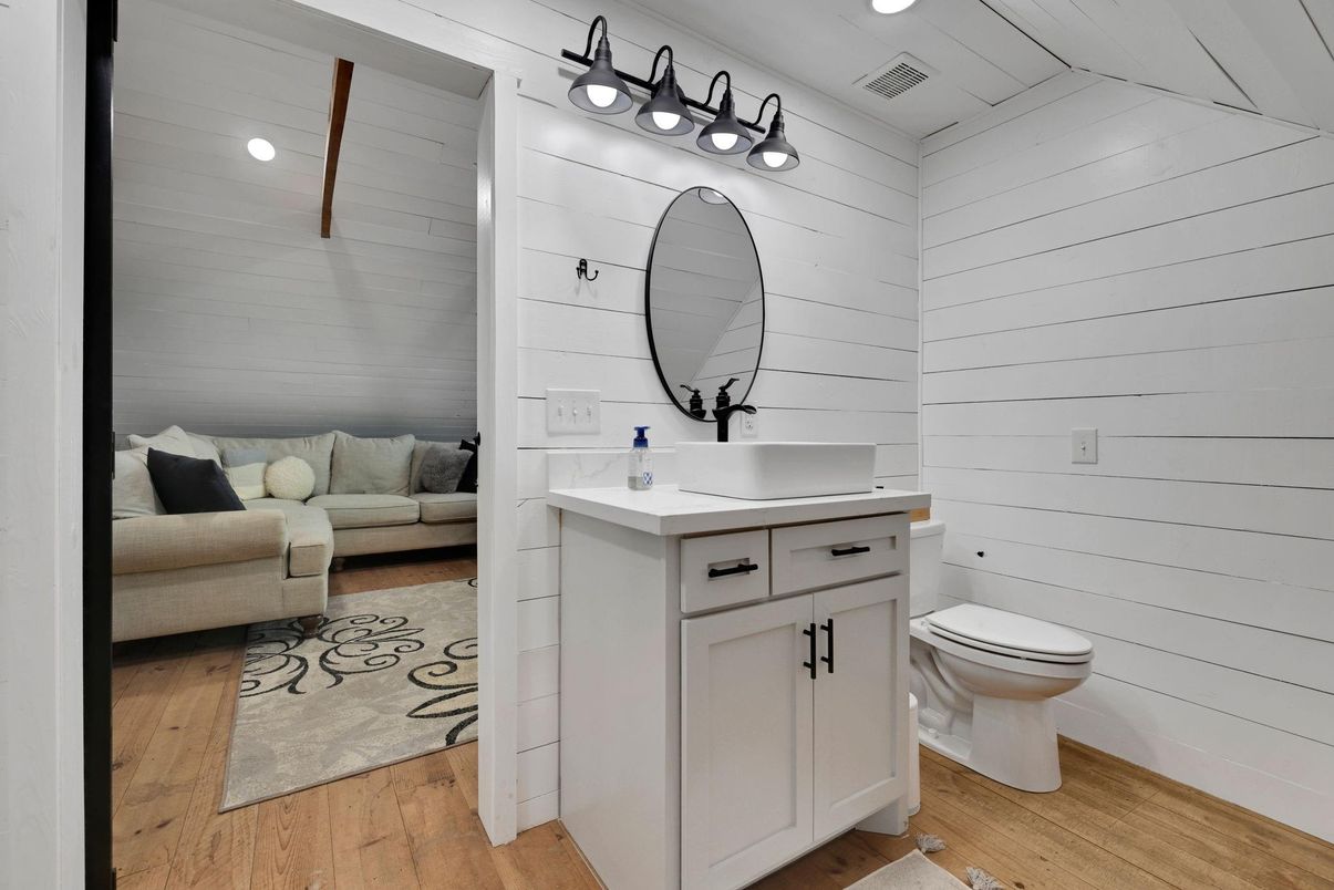 Bathroom, Interior, Recessed Lighting, Wood Texture Flooring