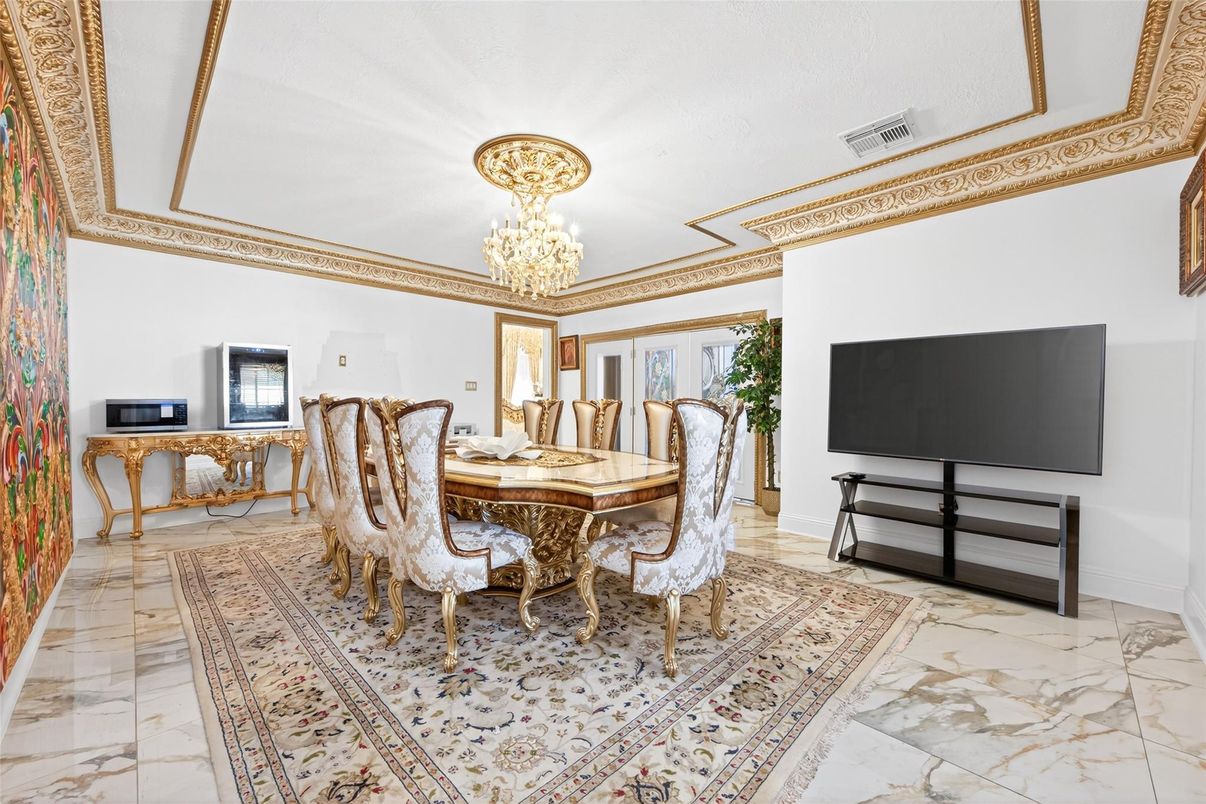 Chandelier, Dining room, Interior, Marble