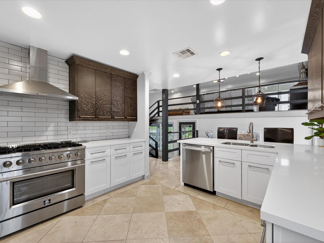 Interior, Kitchen, Pendant Lights, Recessed Lighting, Stainless Steel Appliances