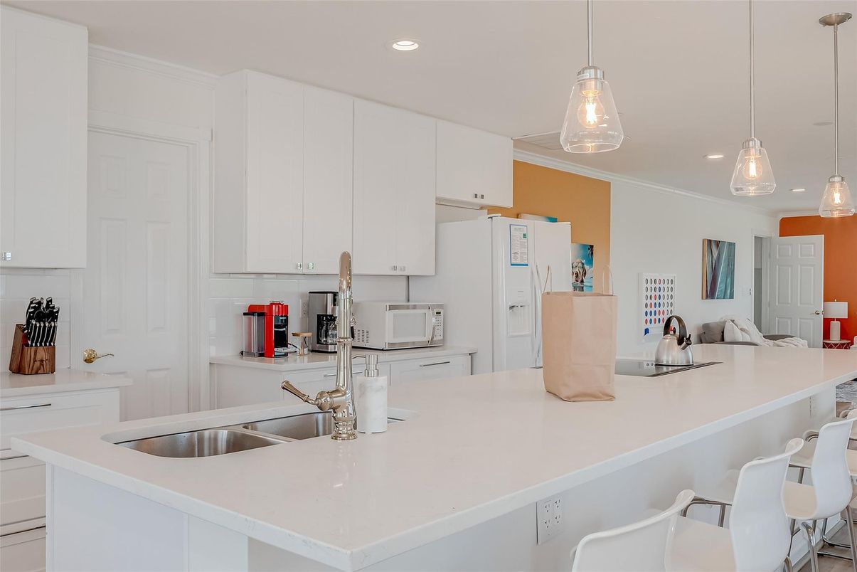 Interior, Kitchen, Pendant Lights, Recessed Lighting