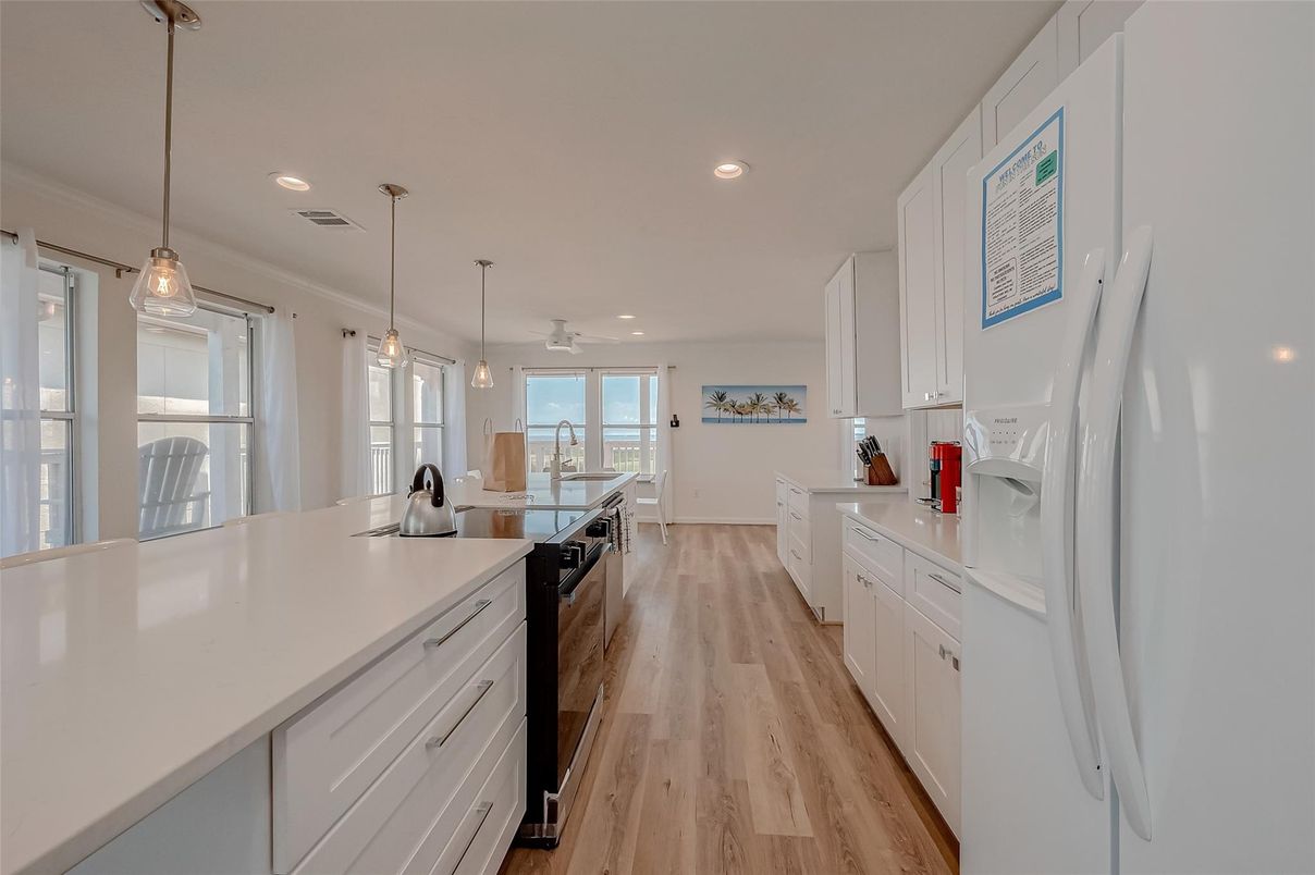 Interior, Kitchen, Pendant Lights, Recessed Lighting, Wood Texture Flooring