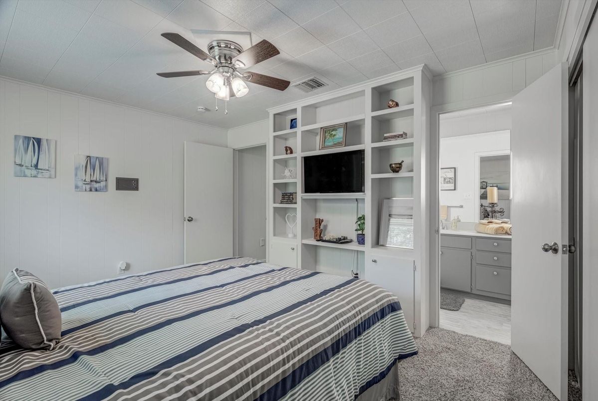 Bathroom, Bedroom, Interior