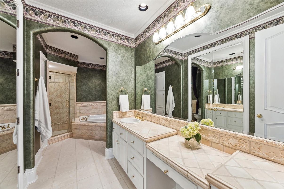 Bathroom, Glass Shower, Interior, Recessed Lighting, Tile Countertops