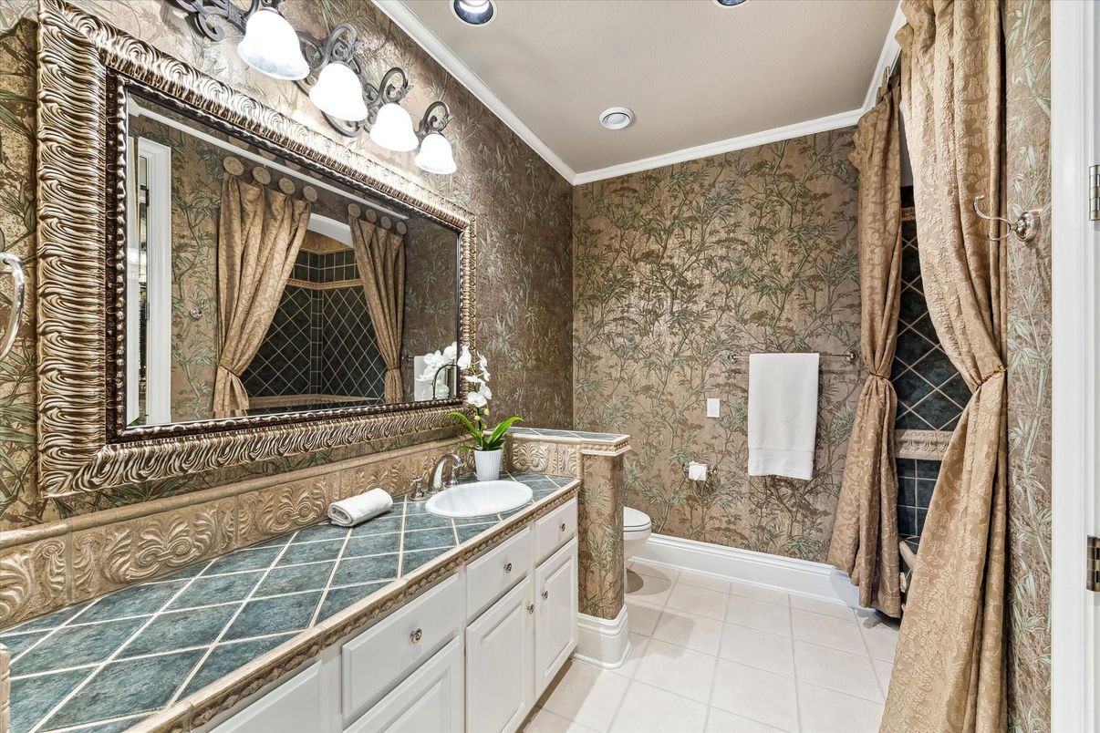 Bathroom, Interior, Recessed Lighting, Tile Countertops