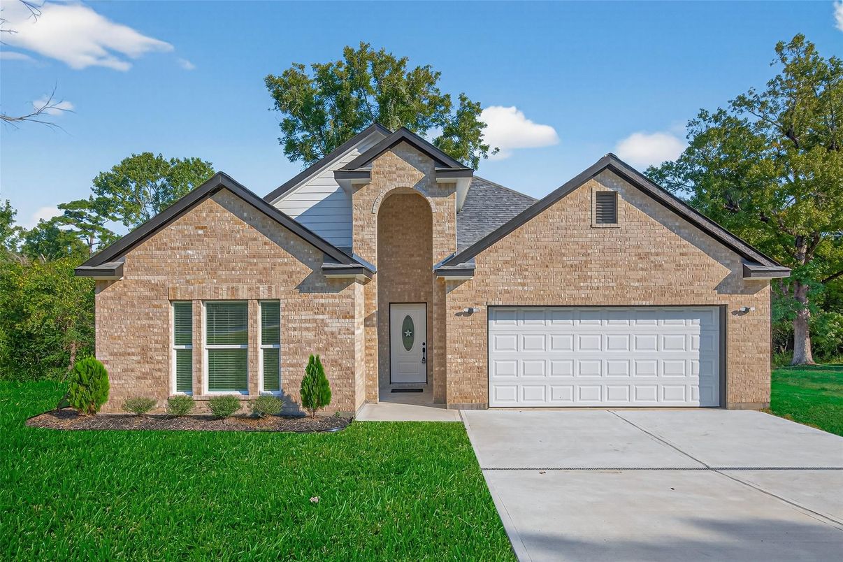 Attached, Exterior, Facade, Brick Facade, Brick Traditional