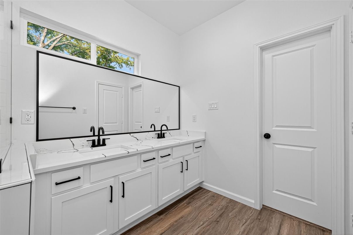 Bathroom, Dual Sink Vanities, Interior, Wood Texture Flooring