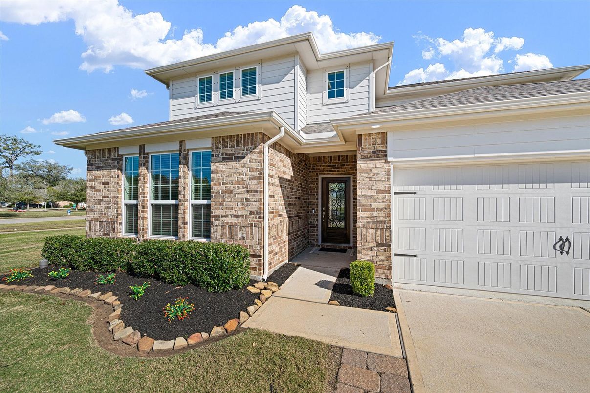 Attached, Exterior, Facade, Brick Facade, Brick Traditional