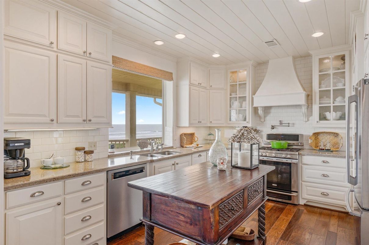 Interior, Kitchen, Recessed Lighting, Stainless Steel Appliances, Water, Wood Texture Flooring