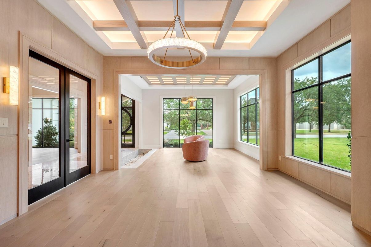 Interior, Pendant Lights, Wood Texture Flooring