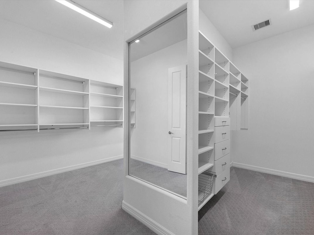 Interior, Recessed Lighting, Walk-in Closets