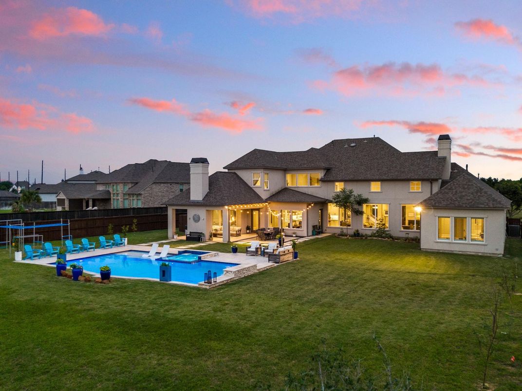 Backyard, Exterior, Pool