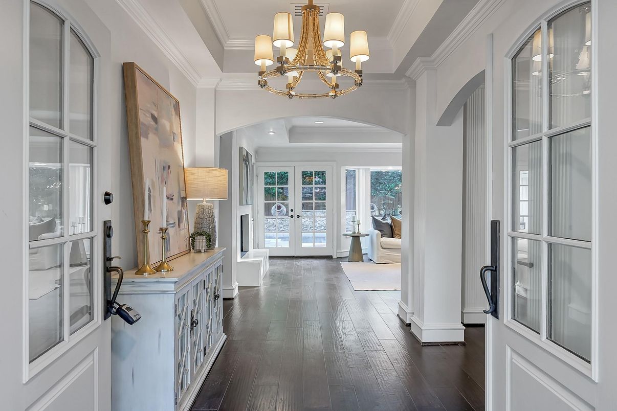 Chandelier, Interior, Wood Texture Flooring