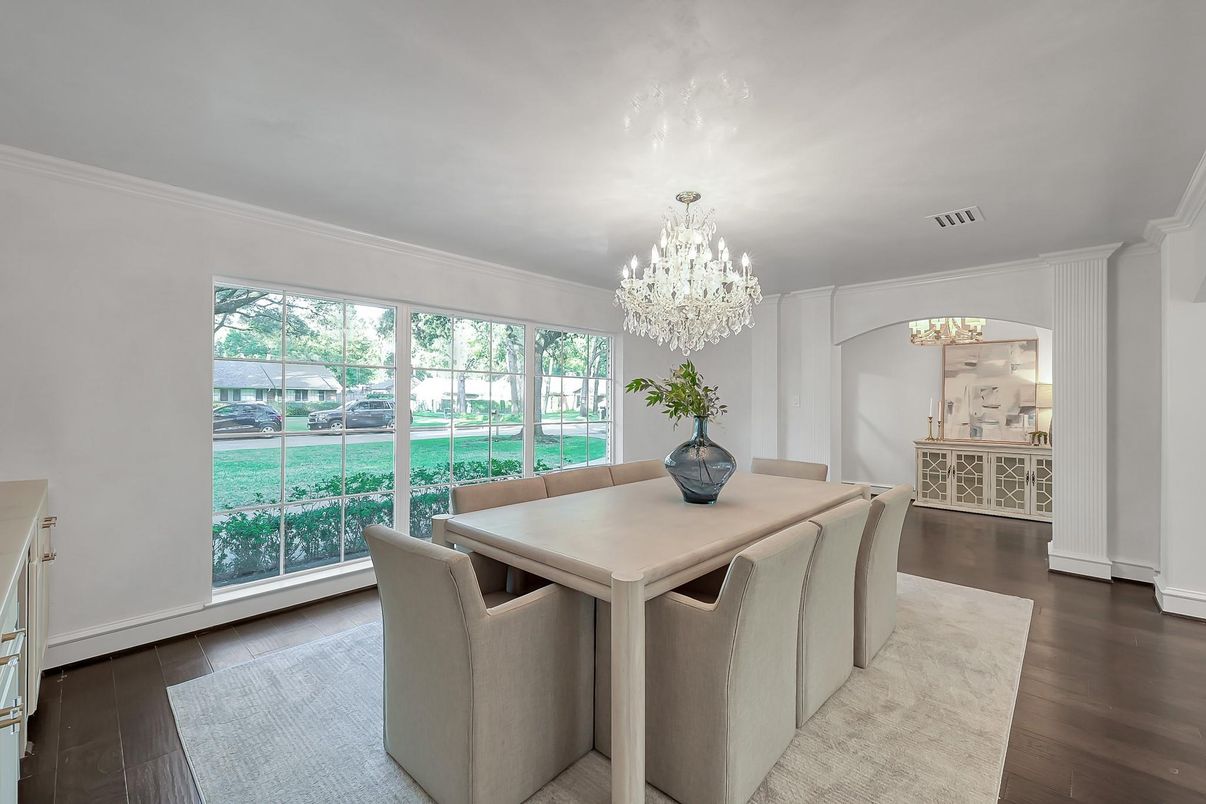 Chandelier, Dining room, Interior, Wood Texture Flooring