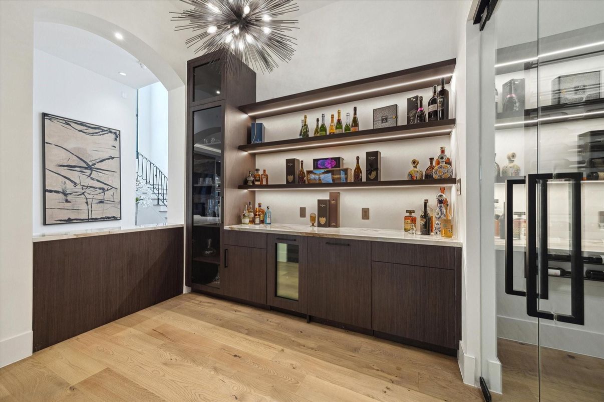 Interior, Pendant Lights, Recessed Lighting, Wood Texture Flooring